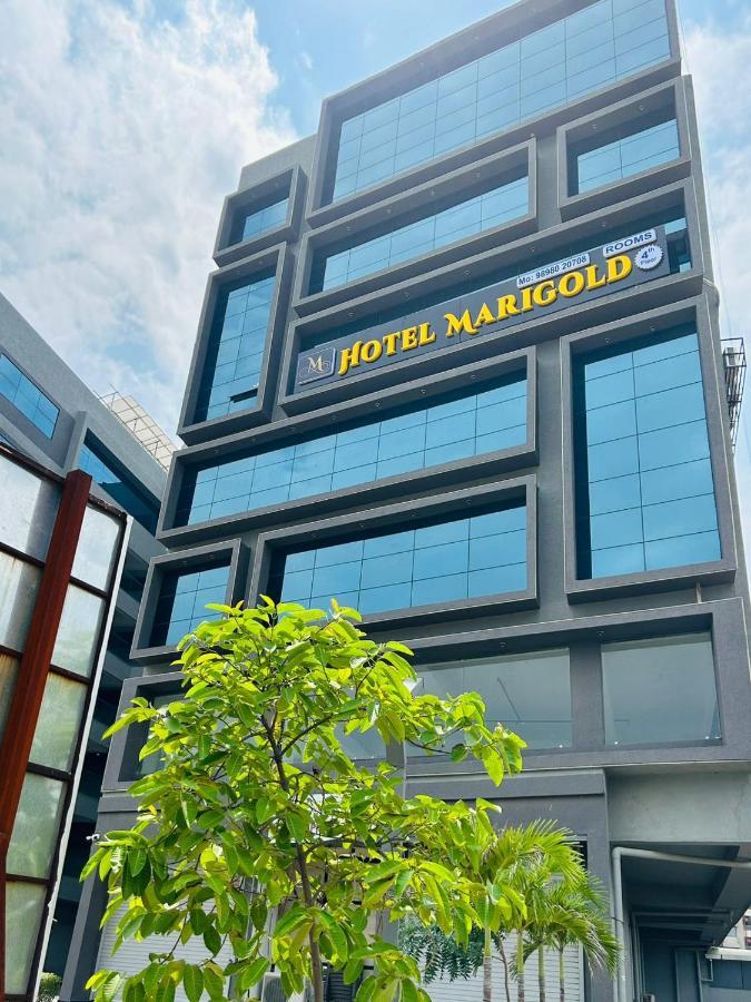 Hotel Marigold Naroda Amhedabad Dış mekan fotoğraf