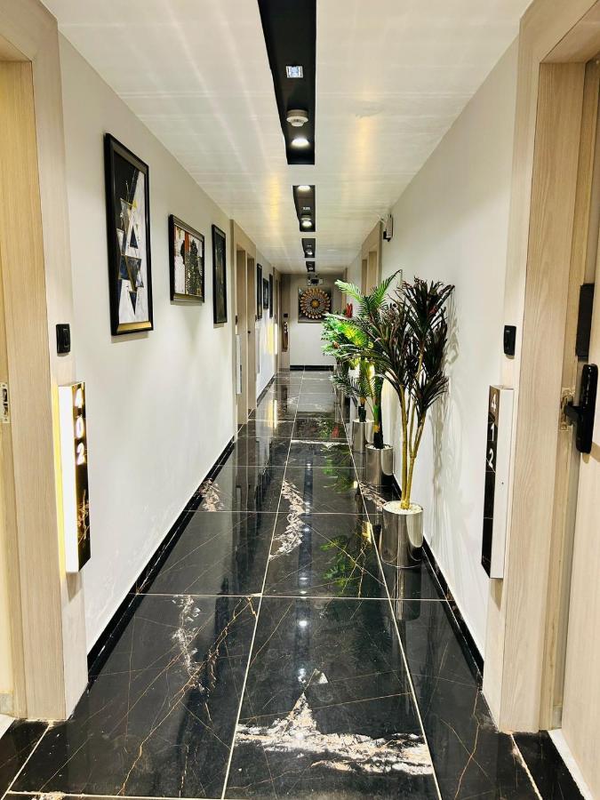 Hotel Marigold Naroda Amhedabad Dış mekan fotoğraf